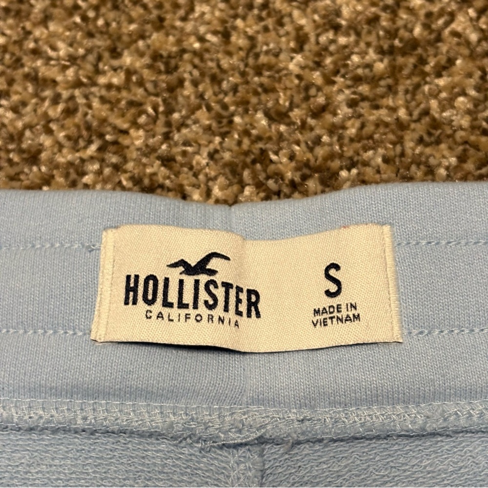 Hollister Women's Small Athletic Shorts in Light Blue - Picture 6 of 9